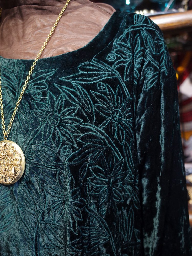 Deep Green Velvet Embroidery Dress