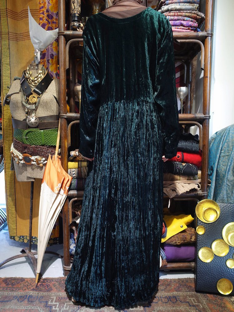 Deep Green Velvet Embroidery Dress