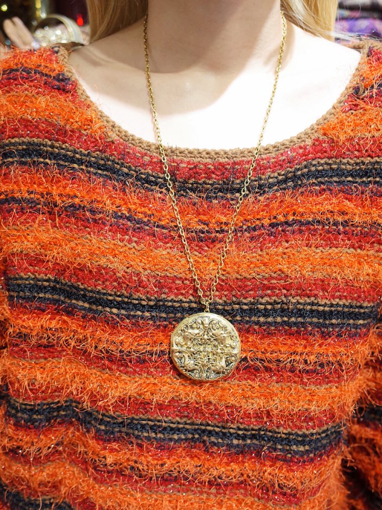 Moke Moke Shaggy Knit Sweater