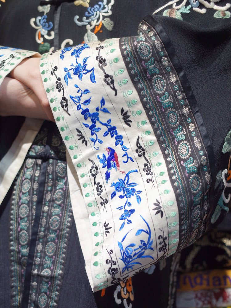 c.1930s Black Chinese Embroidery Silk Setup