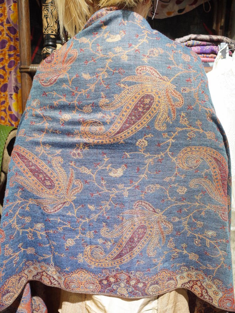 Vintage Ƚ Stole Smoke Blue / Orange Paisley