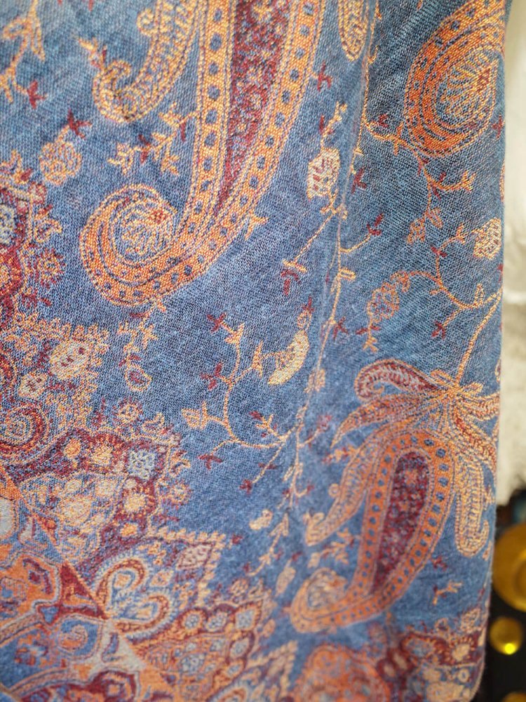 Vintage Ƚ Stole Smoke Blue / Orange Paisley