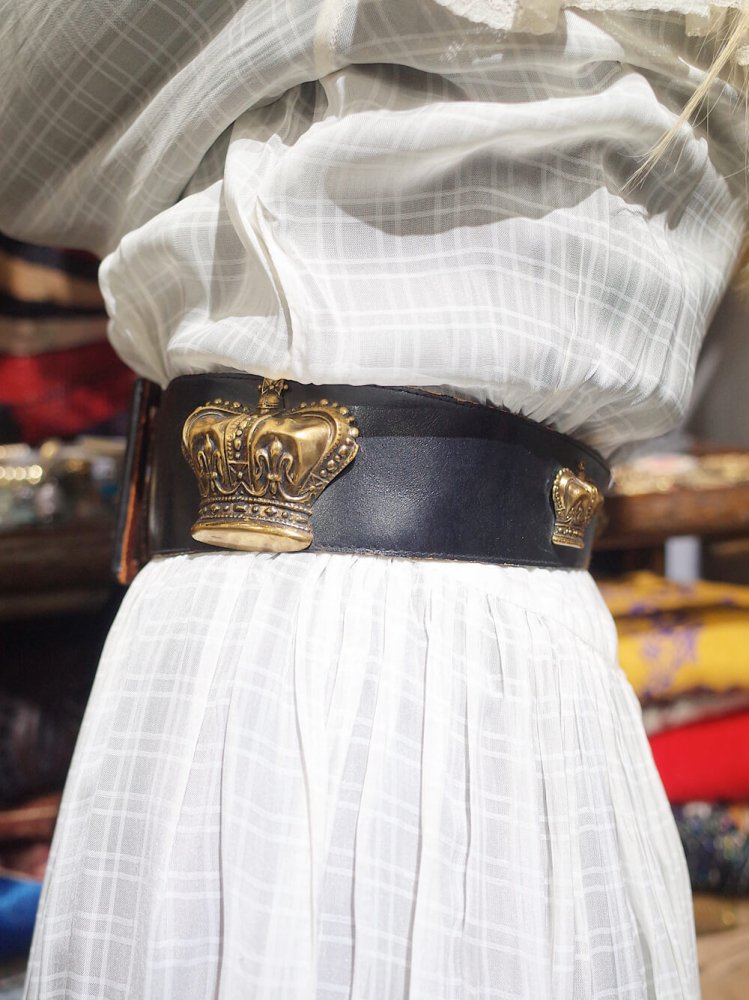 Vintage Crown Black Leather Belt