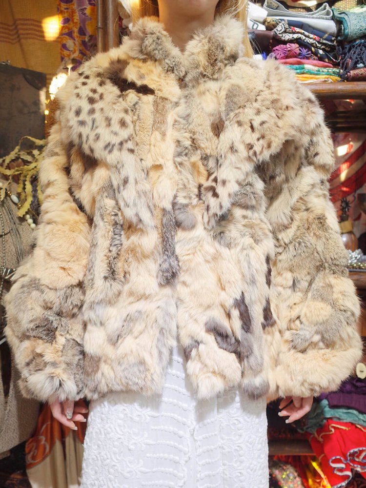 Yoke Design Rabbit Fur Dolman Jacket White