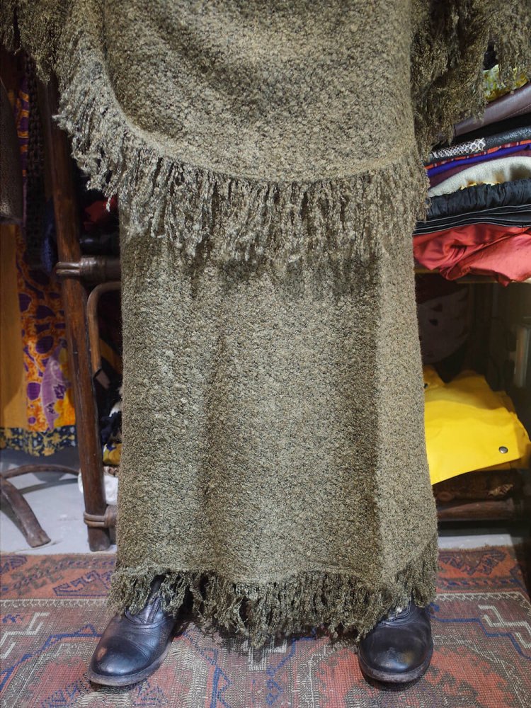 Fringe Poncho Set up