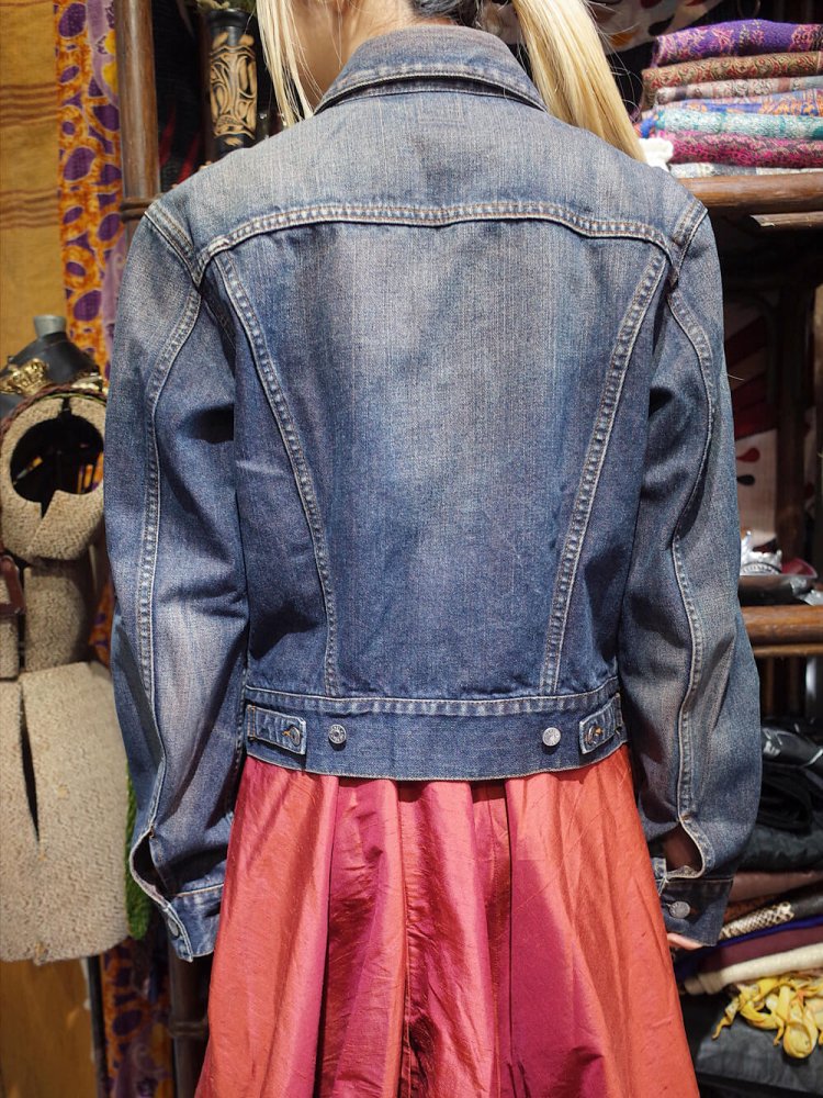 DIESEL Made in ITALY Indigo  Red Tight Denim Jacket