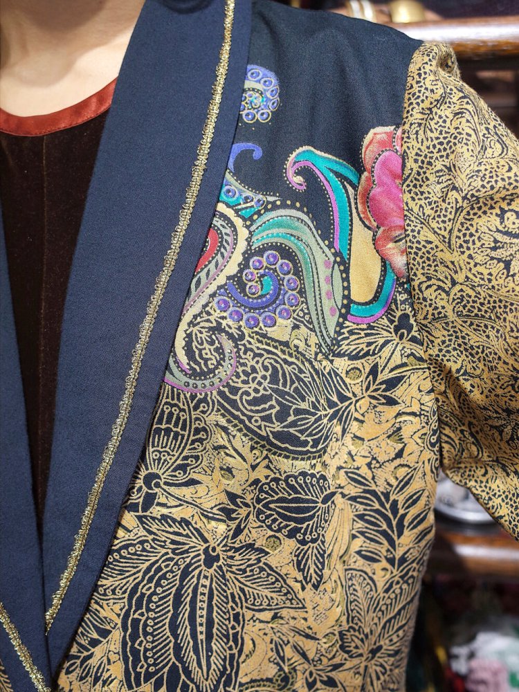 Arabesque  Paisley Light Jacket