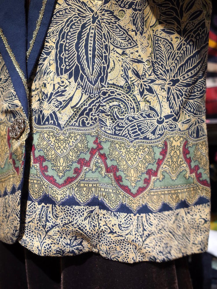 Arabesque  Paisley Light Jacket