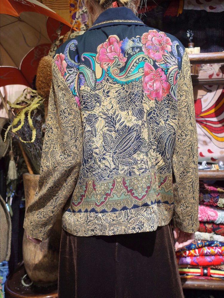 Arabesque  Paisley Light Jacket