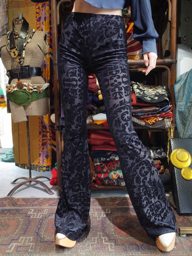 Arabesque Velvet Skinny Flare Pants