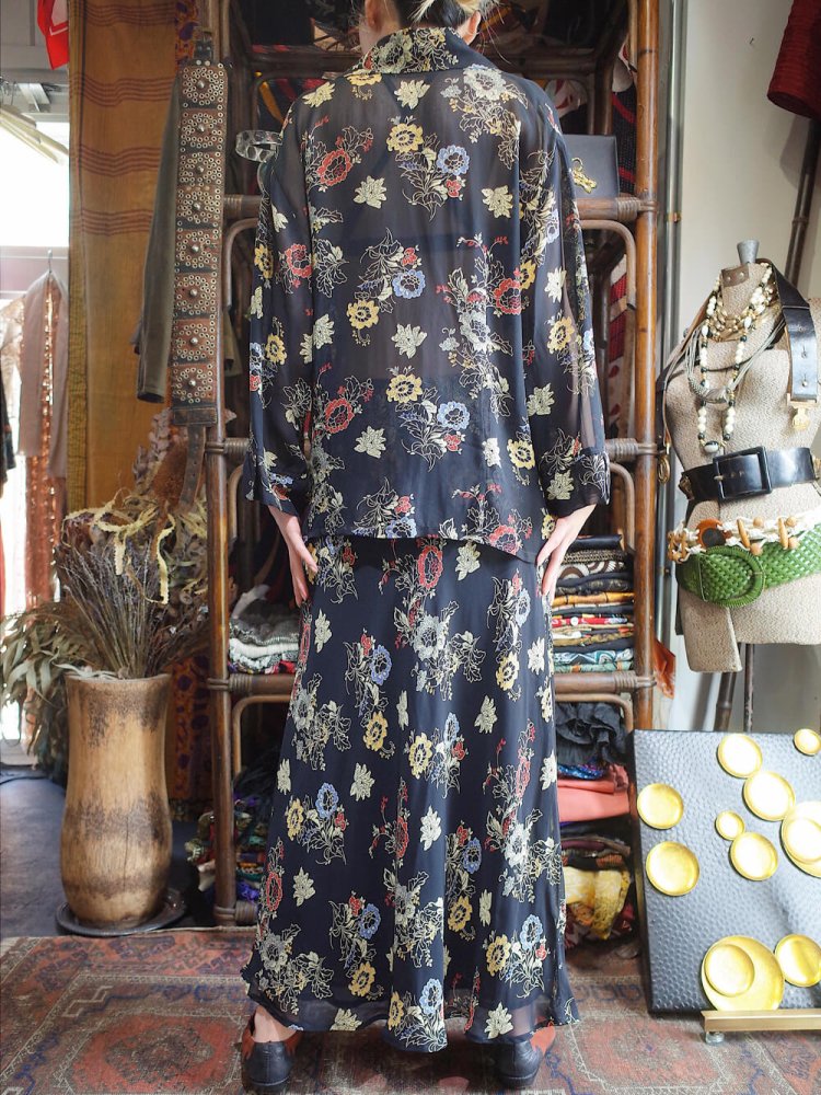 Oriental Flower Sheer Rayon Set up