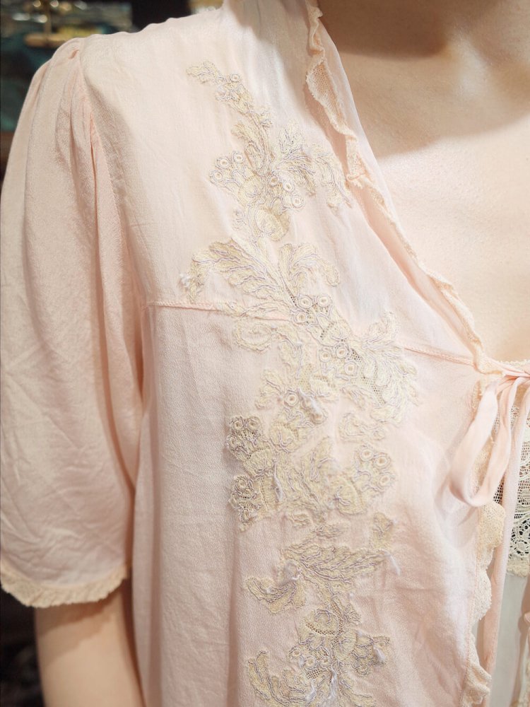 c.1920~30s Antique Silk Lingerie Embroidery Blouse