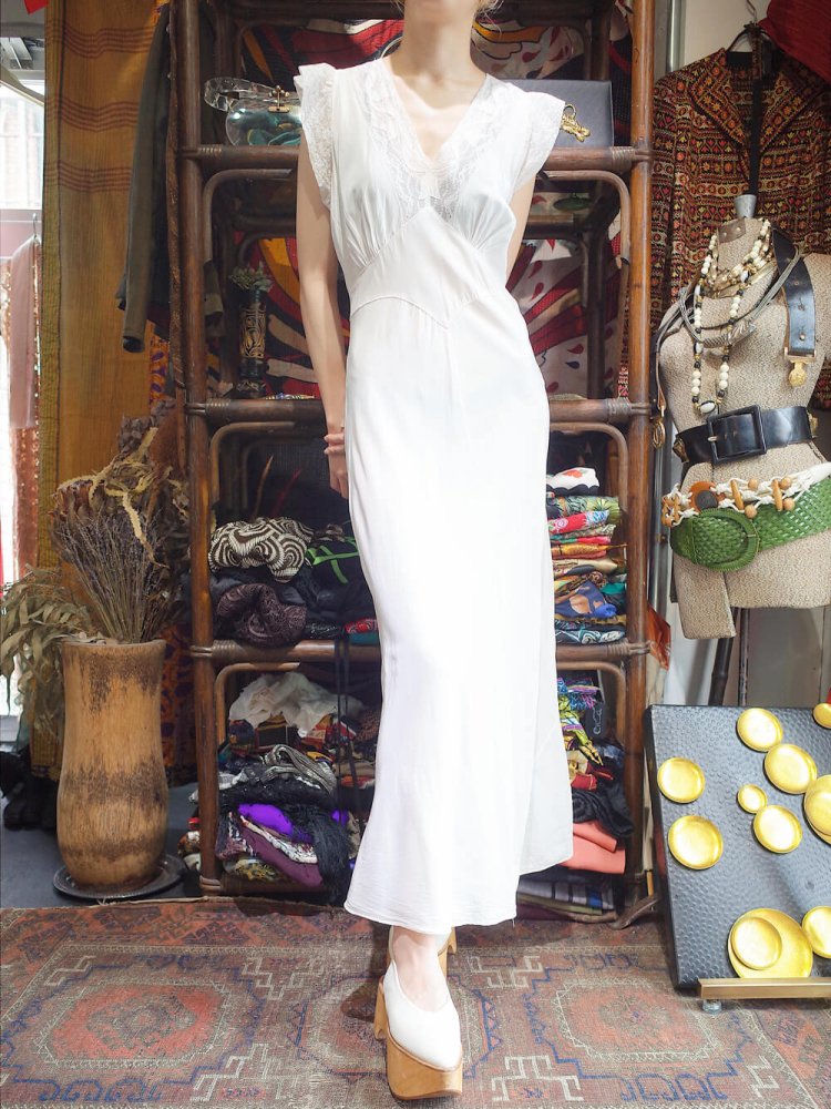 c.1940s Vintage White Lingerie Dress 1