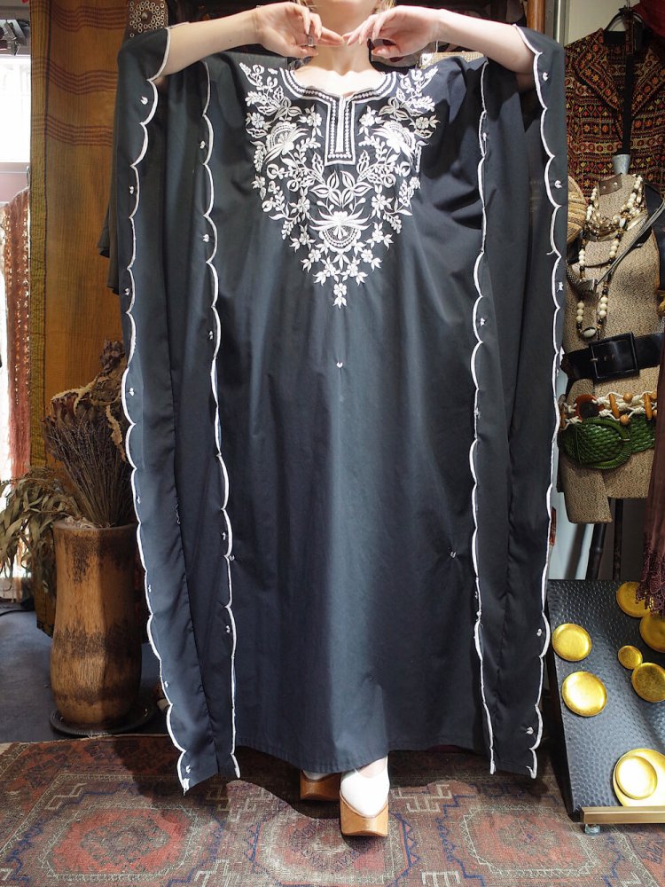 c.1970s Black & White Embroidery Kaftan Dress