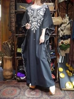 c.1970s Black & White Embroidery Kaftan Dress