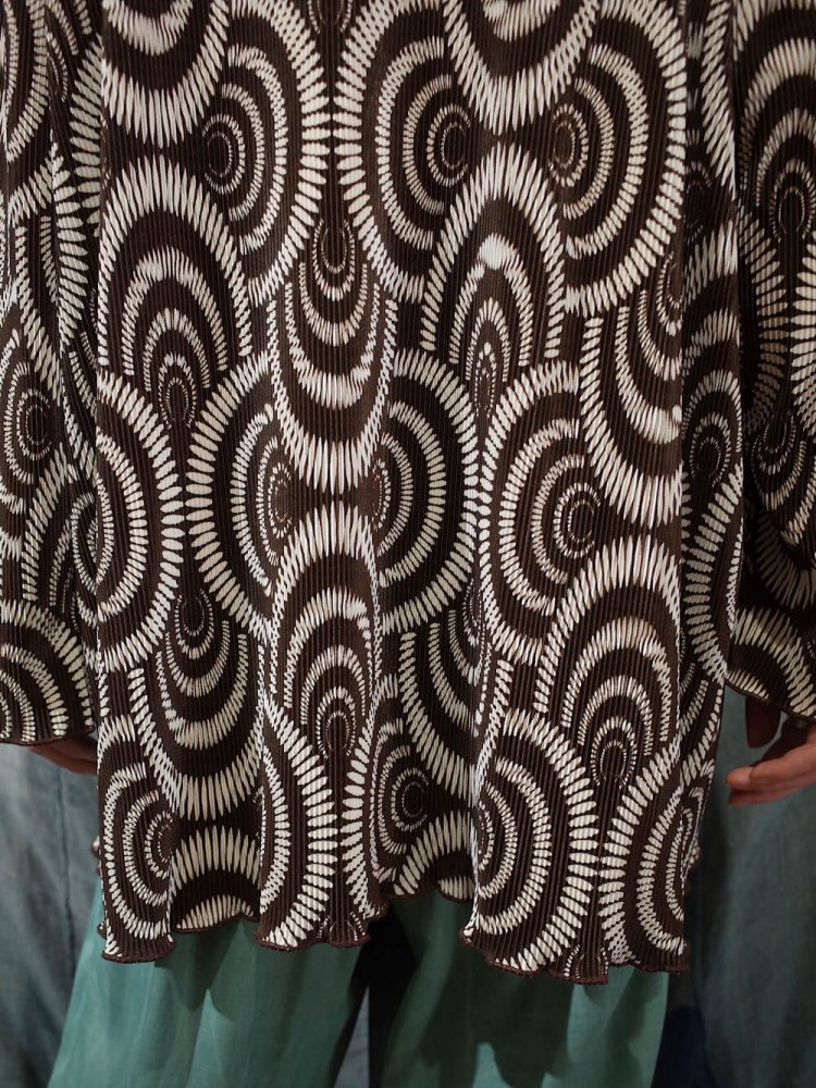 Psychedelic Pattern Pleats Tops