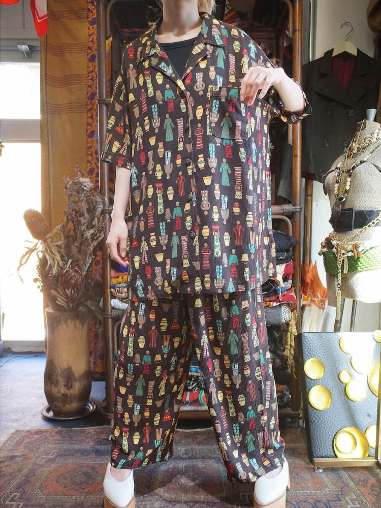 Oriental People Pattern Rayon Set up