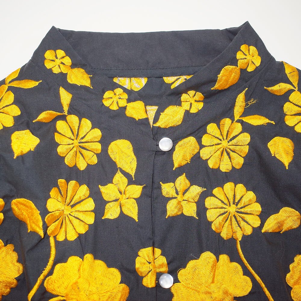 c.1960~70s Embroidery Mao Collar Shirt