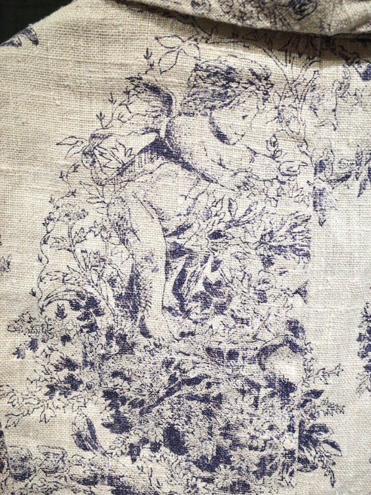 Angel French Wall Pattern Linen Vest