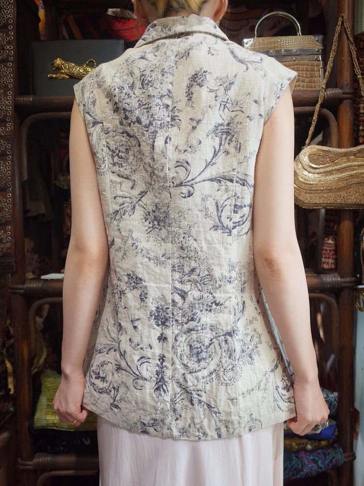 Angel French Wall Pattern Linen Vest