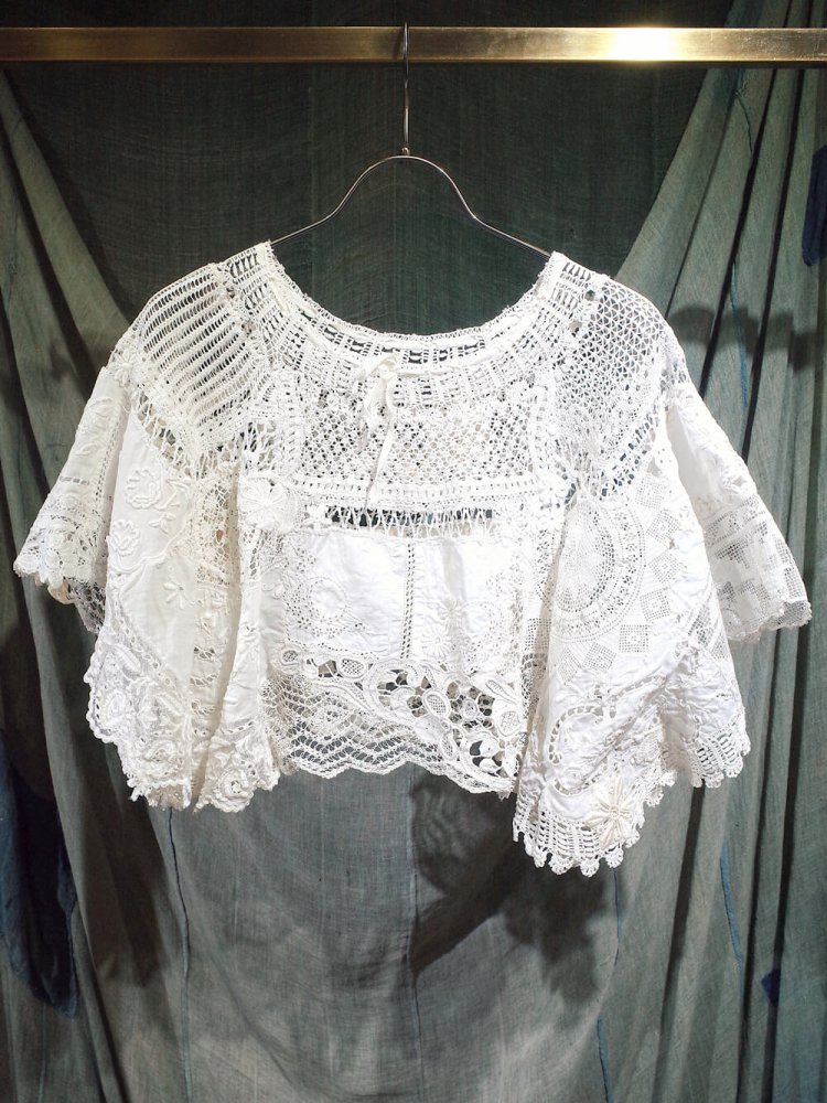 c.1950s Vintage Lace Cape