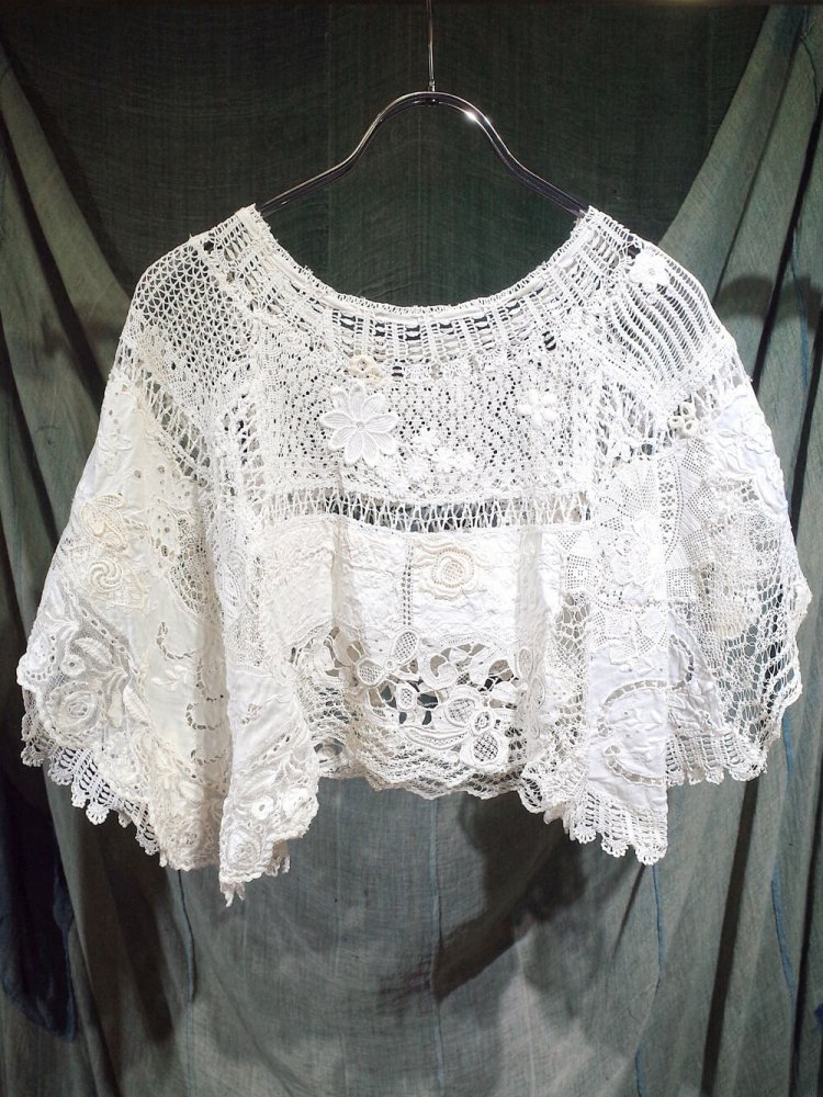 c.1950s Vintage Lace Cape