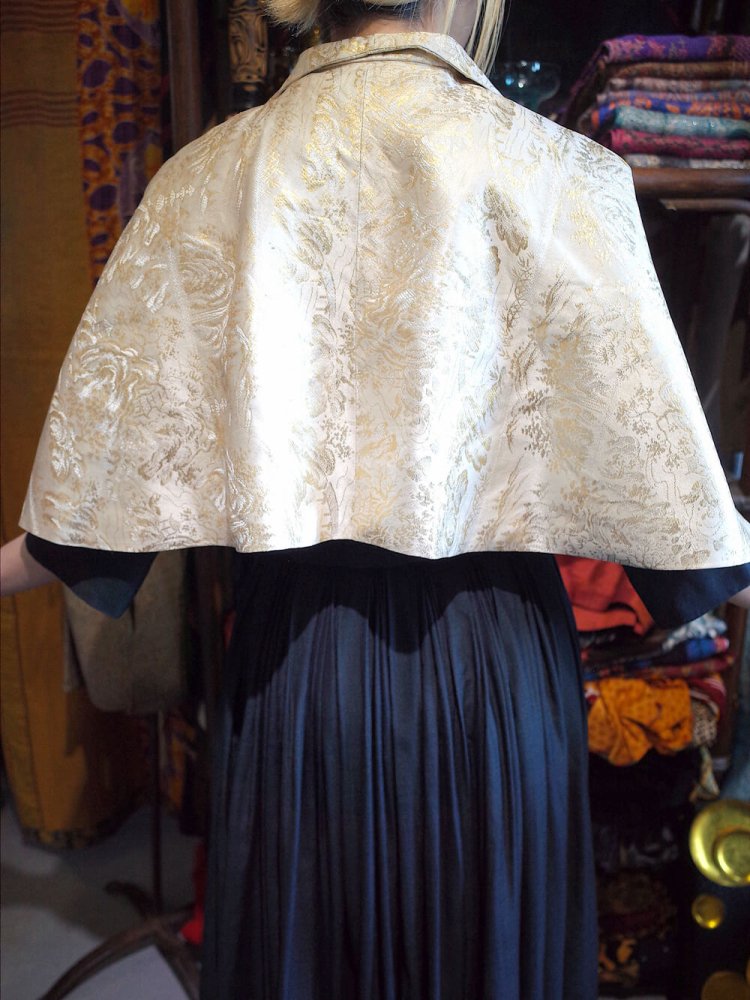 c.1960s China Jacquard Tassel Cape