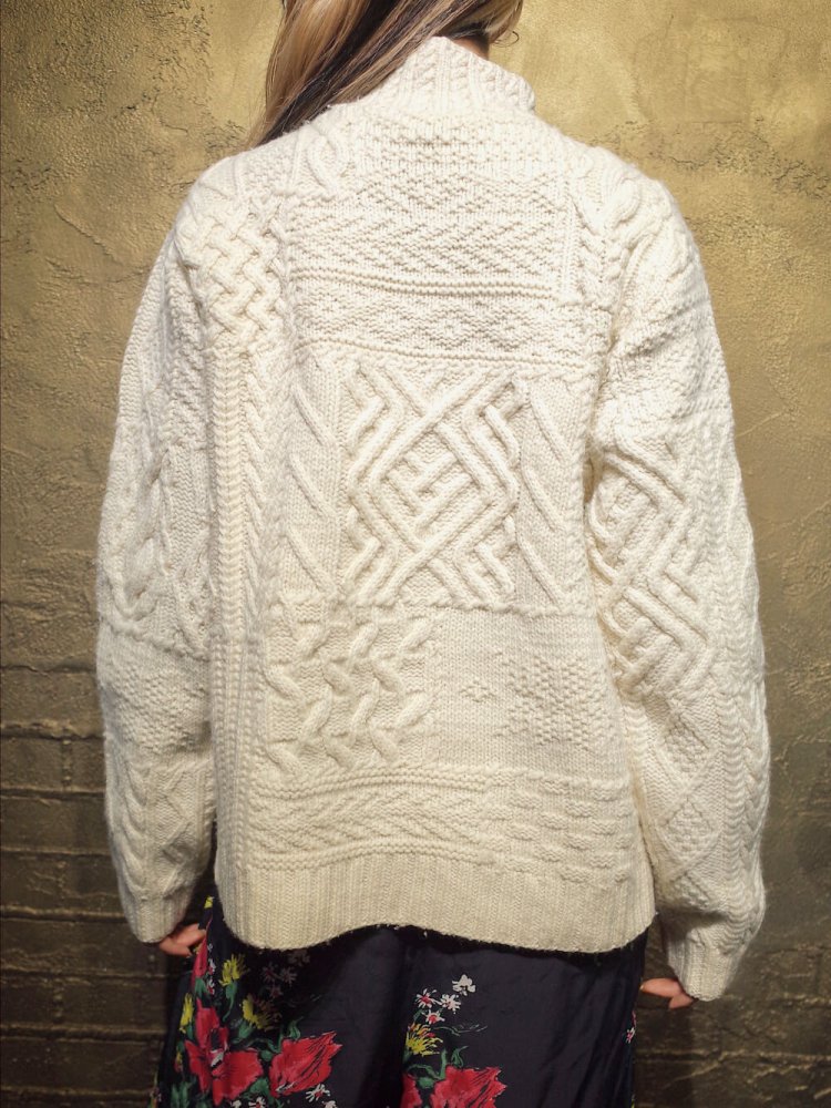 HAND KNIT LAUREN/RALPH LAUREN Fisherman Style High Neck Sweater