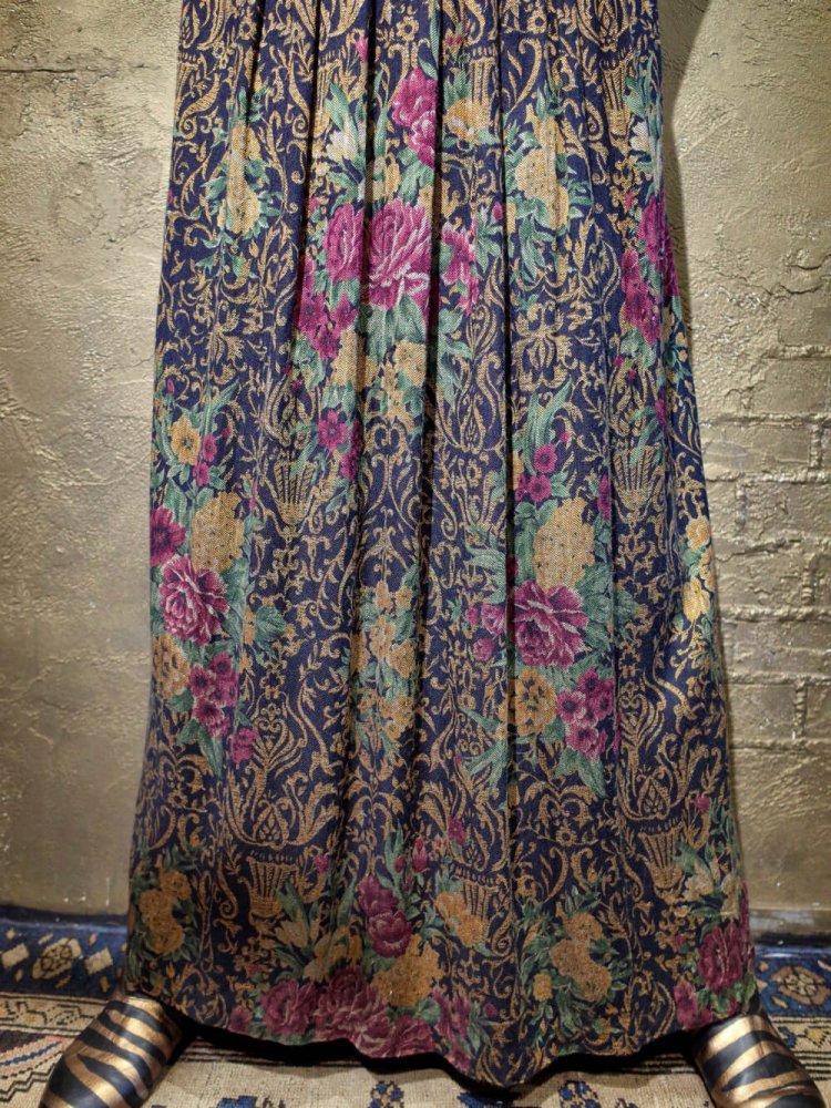 China Velvet  Arabesque Flower Rayon Dress