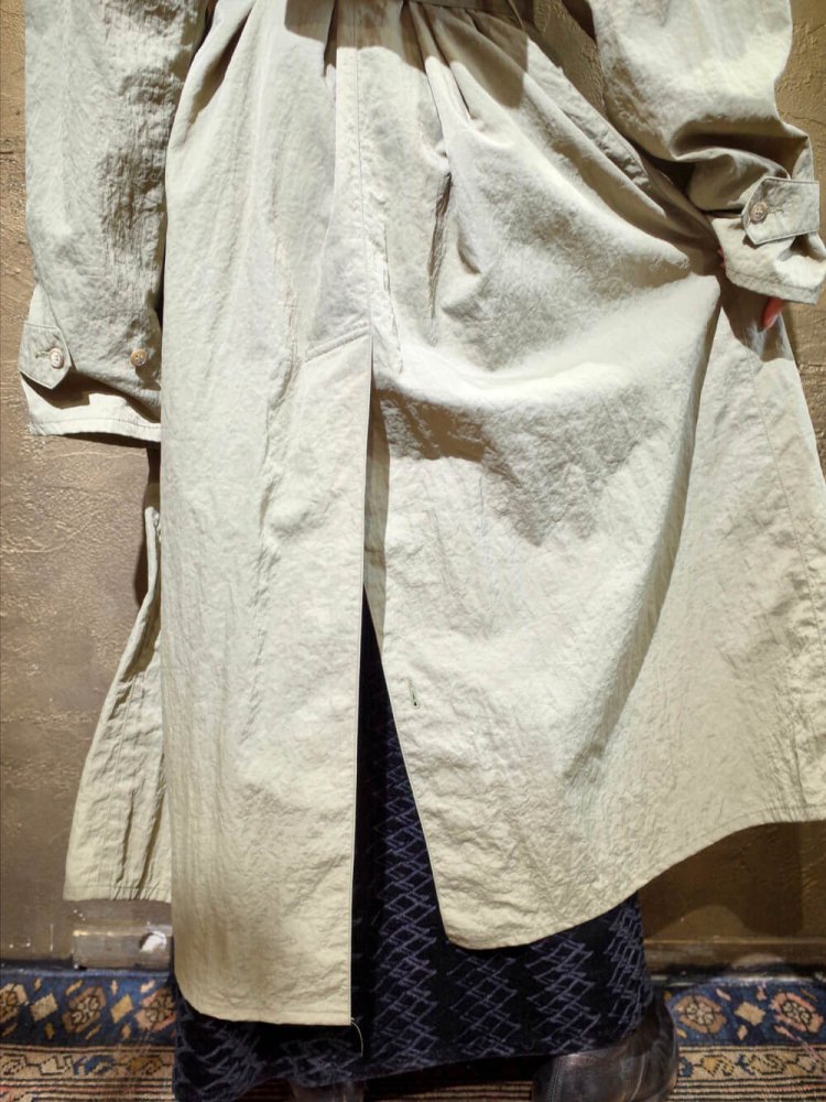 c.1980sBANANA REPUBLIC Nylon Trench Coat