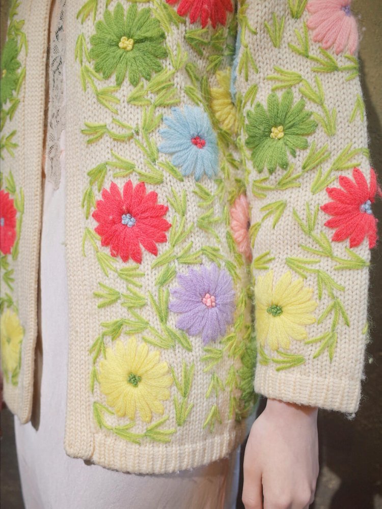 c.1960~70sHAND LOOMED / 꿥Total Embroidery Knit