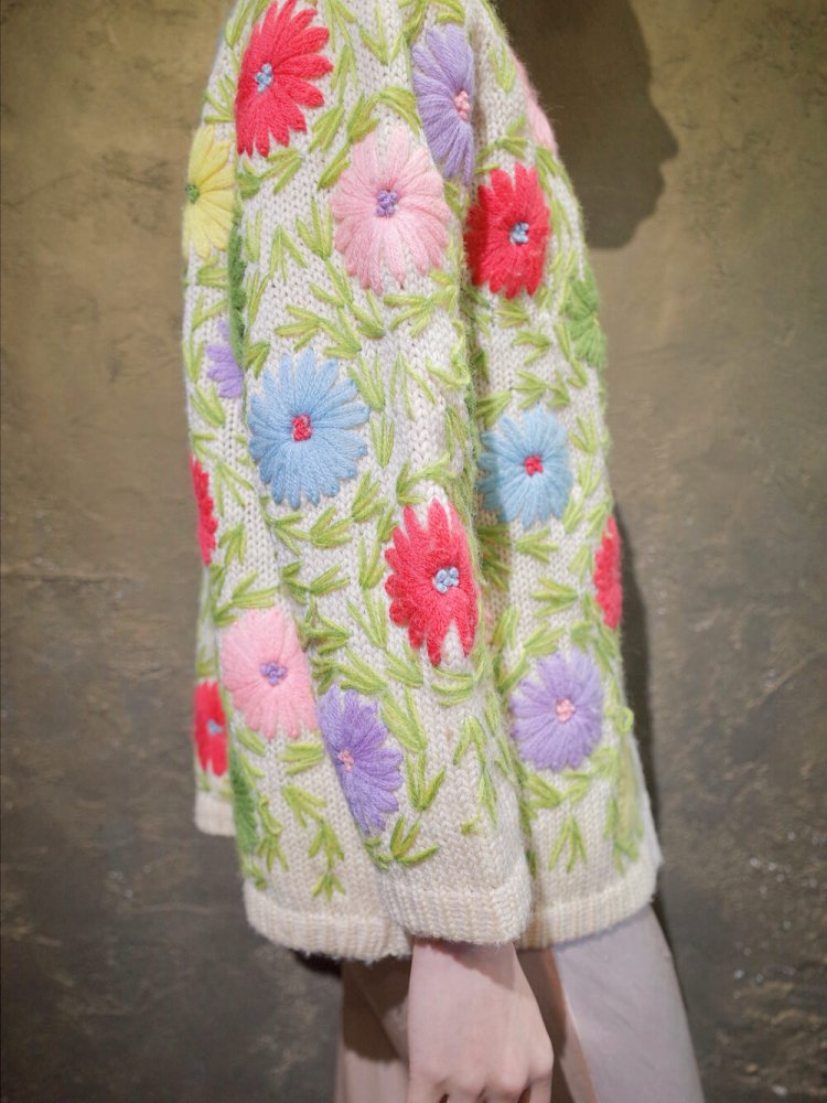 c.1960~70sHAND LOOMED / 꿥Total Embroidery Knit