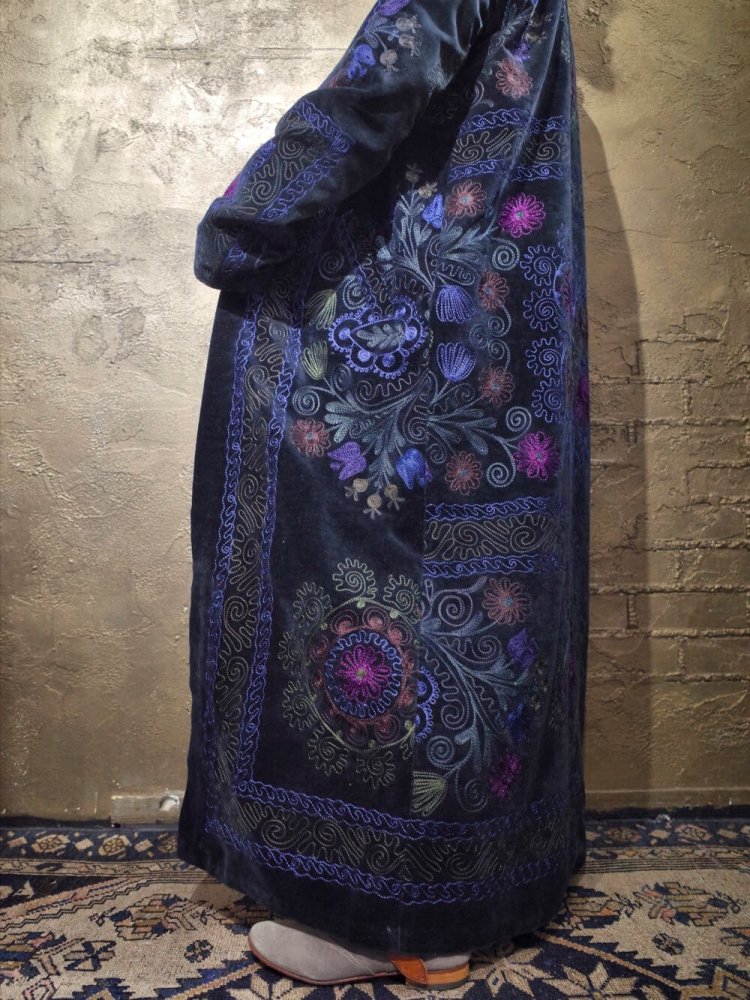 "From Turkey" c.1970s Suzani Deep Color Embroidery Black Velvet Long Jacket