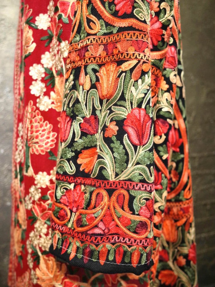 "From Turkey" c.1980s Suzani  Embroidery Switch Gown