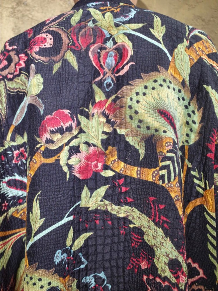 Exotic Oriental Pattern Silk China Shirt