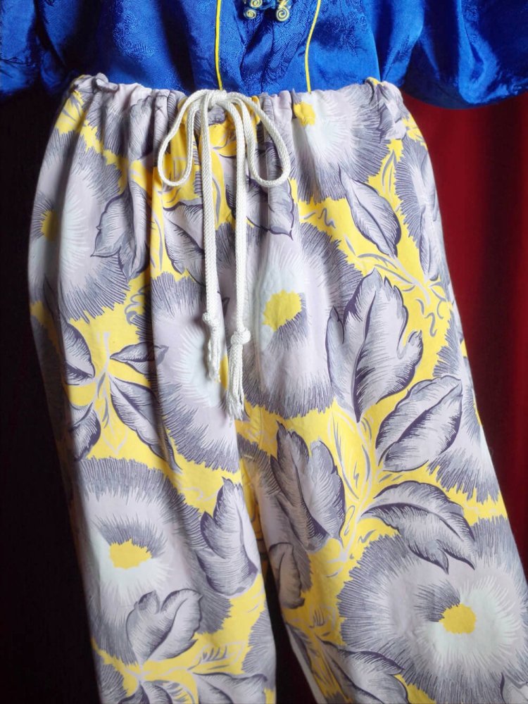 c.1940s Flower Cold Rayon Pants