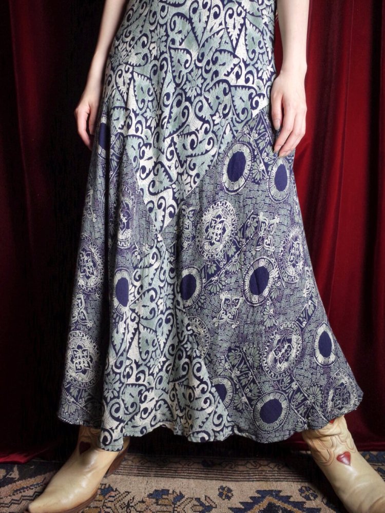 Arabesque Rayon High Waist Dress