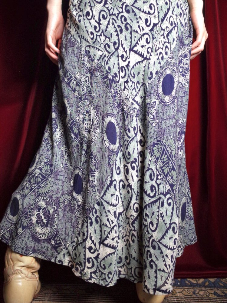 Arabesque Rayon High Waist Dress