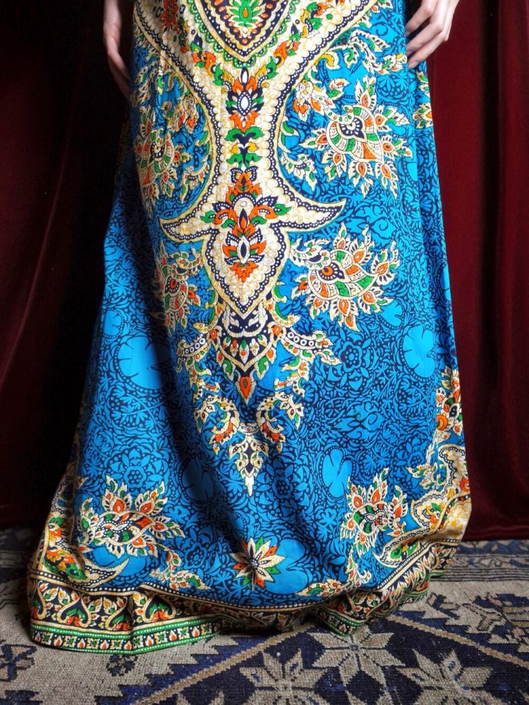 c.1970s China Buttons Blue Thailand Batik Dress