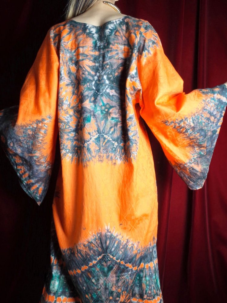 c.1970s Tie Dye Bell Sleeve African Dress