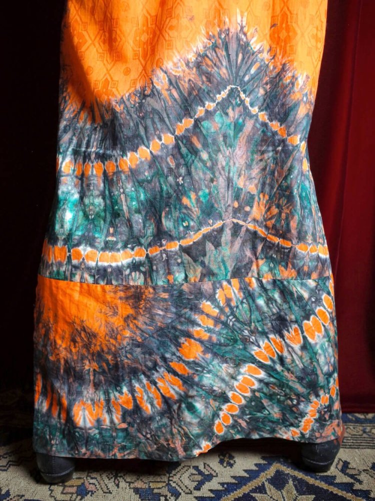 c.1970s Tie Dye Bell Sleeve African Dress