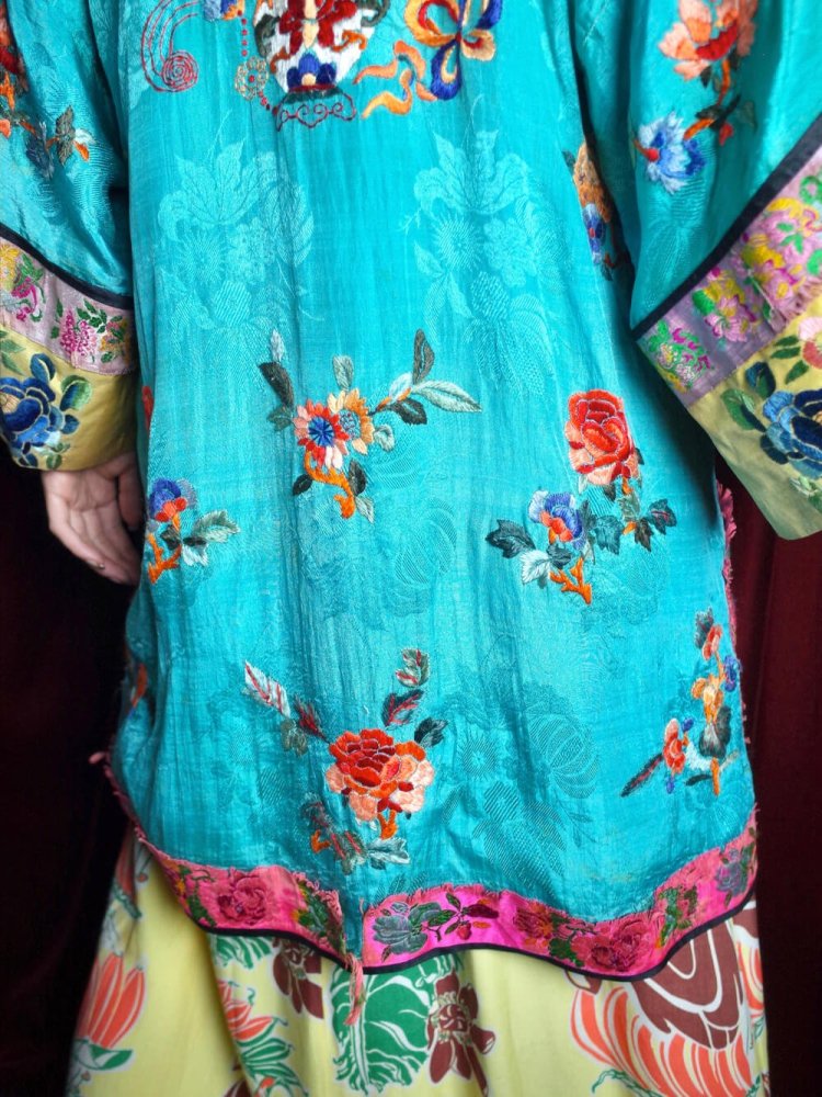 c.1920~30s Rare Color China Embroidery Silk Gown