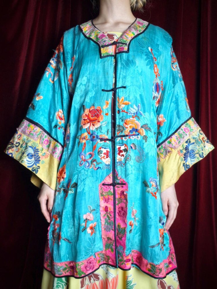 c.1920~30s Rare Color China Embroidery Silk Gown