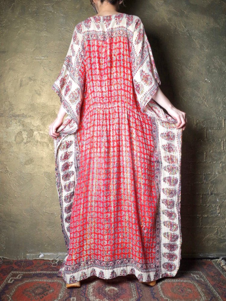 c.1970s "Pakistan Cotton" Paisley  Lame Kaftan Dress