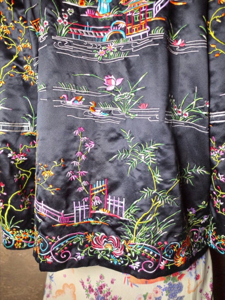 Rare China Embroidery Black Silk Jacket 