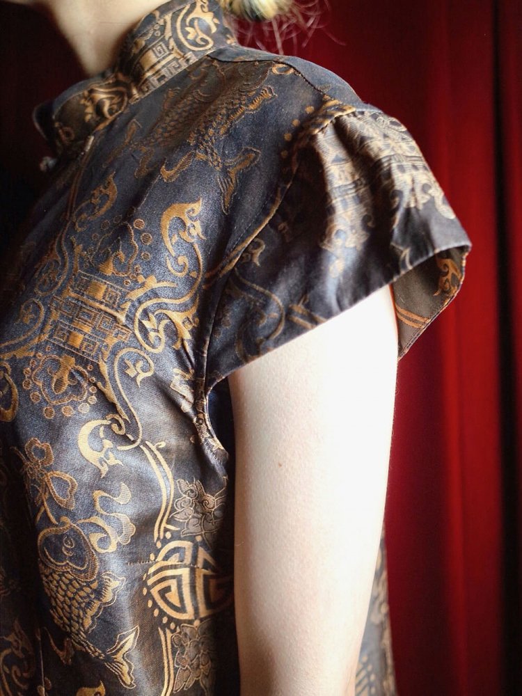 Jacquard Silk China Tops