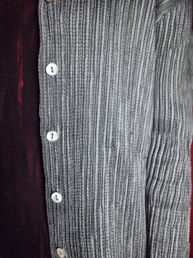 Black Solid Pleats Shirt