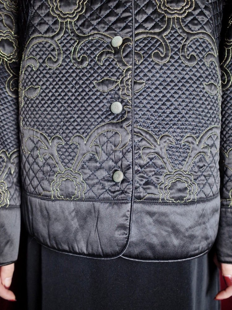 Black Silk & Gold Embroidery Quilting China Jacket