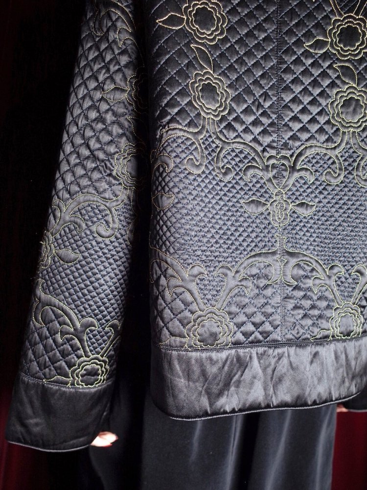 Black Silk & Gold Embroidery Quilting China Jacket