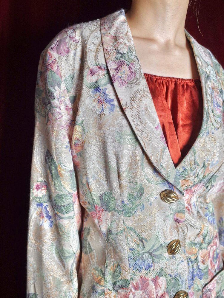 Flower & Paisley Double Pattern Shape Jacket